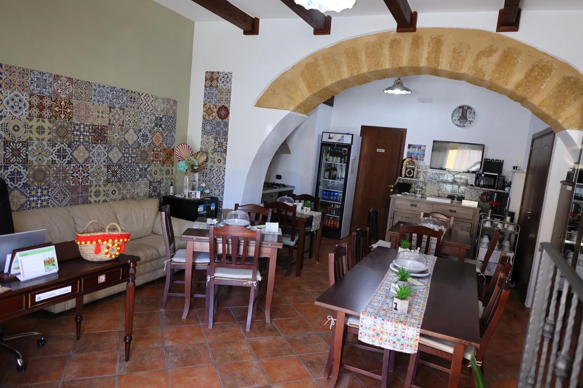 Rabate Hotel Агридженто Екстериор снимка